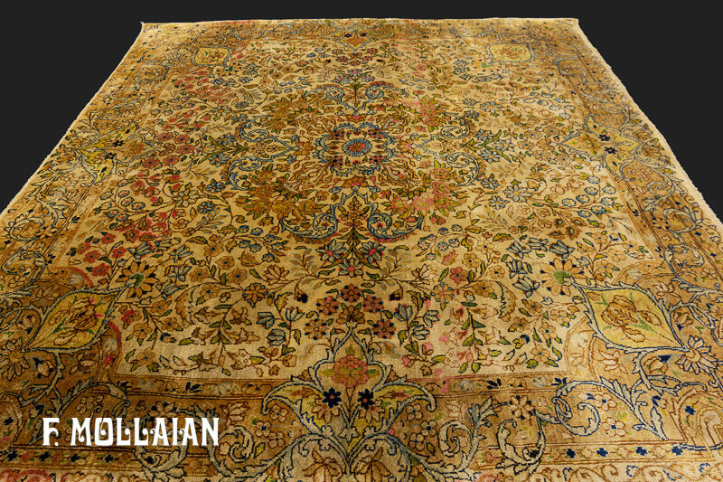 Square Hand-knotted Kerman Antique Persian Rug n°:99378902